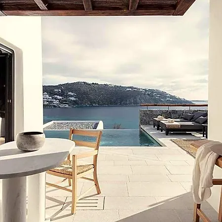 Kalesma Mykonos 5* אורנוס